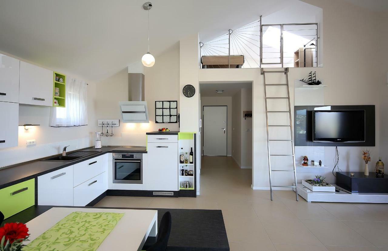 Apartment Porpo Malinska Eksteriør billede